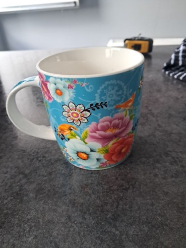 Waterside fine china beaker