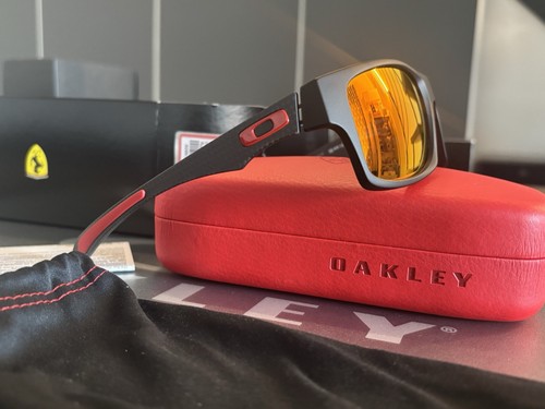 Oakley jupiter carbon ferrari - oakley,