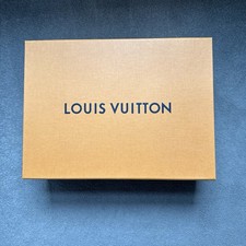 100% Authentic magnetic Louis Vuitton empty gift/bag box 
