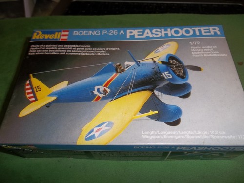 Revell 72nd scale boeing - 1/72nd,