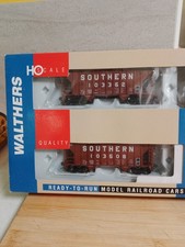 2X WALTHERS HO GAUGE 2 BAY