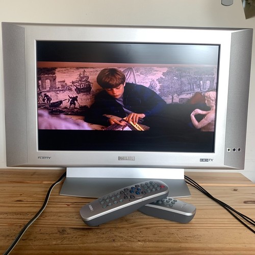 Philips lcd flat tv - philips,