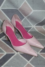 Vintage Barratts y2k Pointy