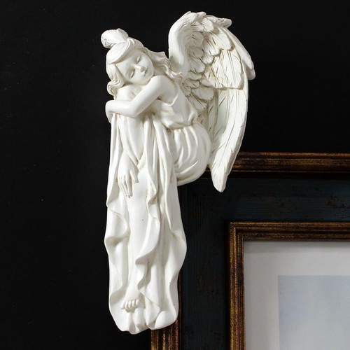 Sleeping angel statue - statue, door