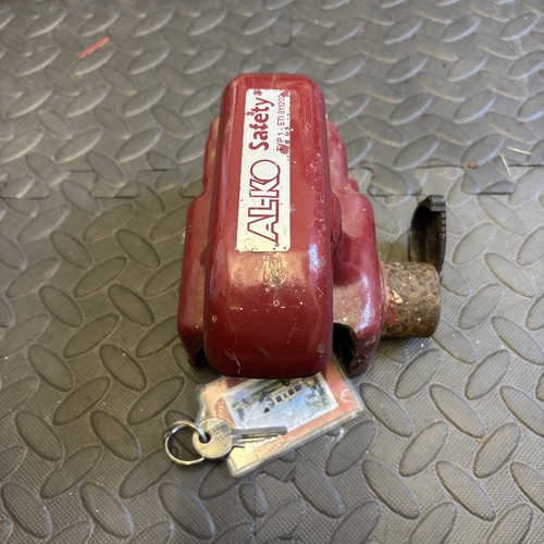 Hitch lock with one - lock, key
