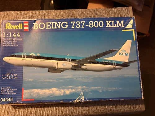 144 revell boeing 737 - revell,