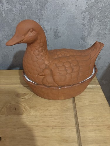 Vintage terracotta duck - terracotta, egg