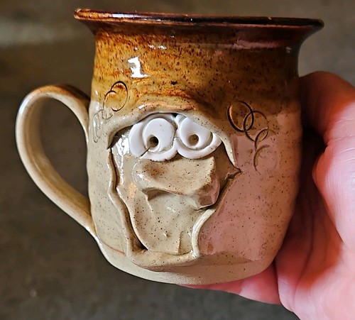 Pretty ugly pottery vintage - pretty,