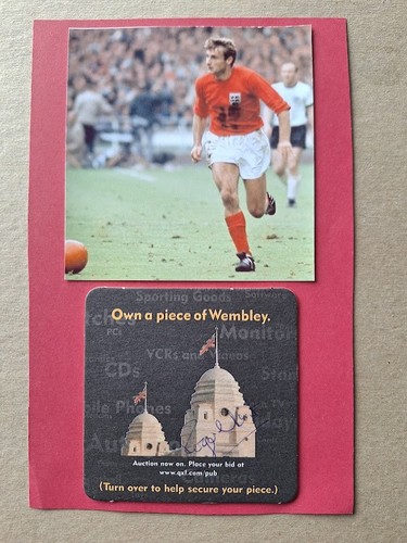 Roger hunt liverpool england - /,