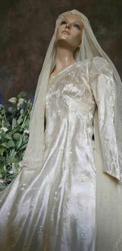 Antique vintage 1930s satin - vintage,