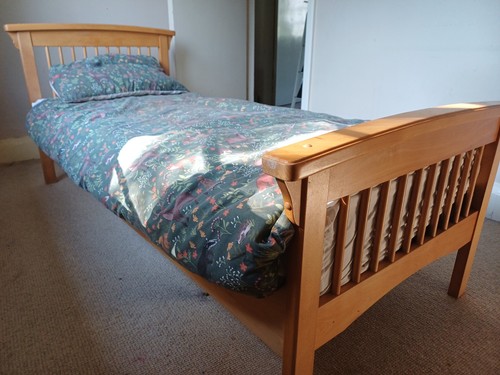 Three quarter single - three, bed