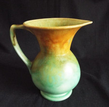 ART DECO TRENTHAM ART WARE POTTERY DRIP GLAZE GREEN & BROWN 19 cm JUG VASE.
