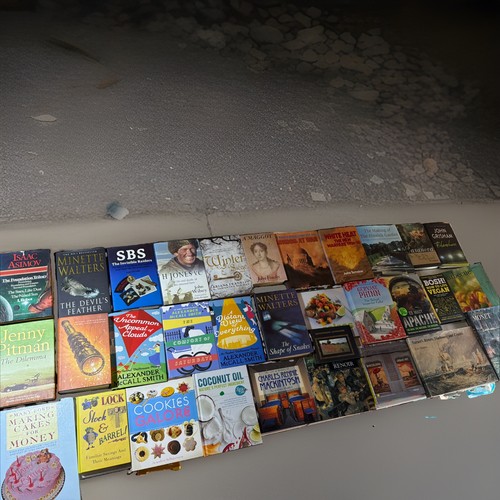 Joblot sale carboot books - sale,