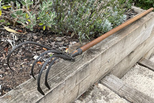 Vintage S&J Garden 4 Prong