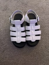 Women’s Size 6 White