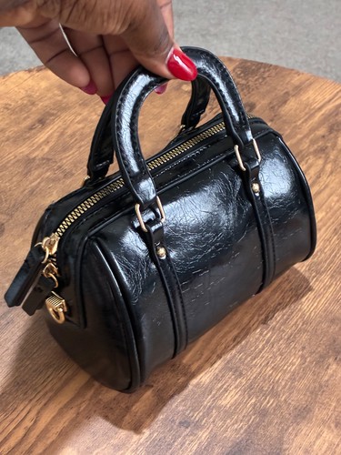 Very stylish black vintage bag