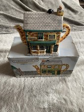 Novelty Teapot Coronation