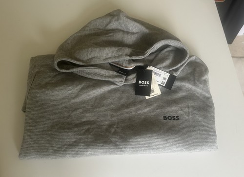 Bnwt men hugo boss long - men’s,