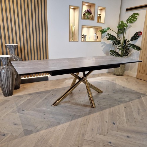 Modern extendable dining table - modern,