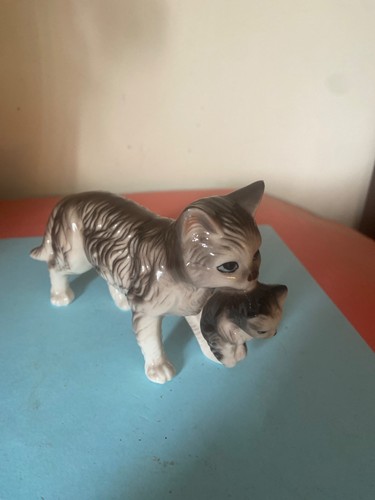 Vintage ceramic mother cat - ceramic,