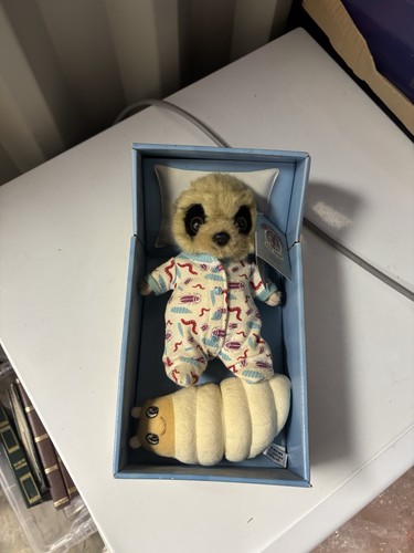 Compare the meerkat baby - the,