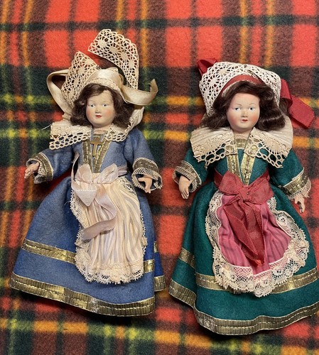 Pair old traditional - of,