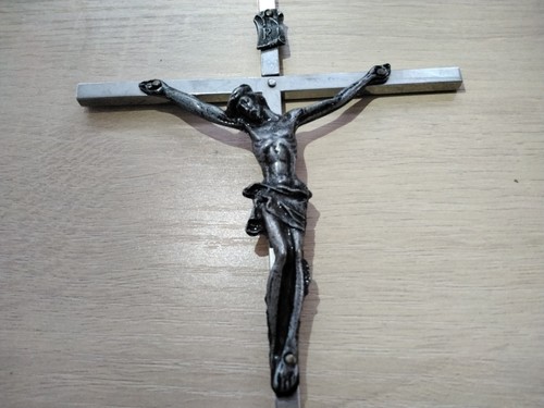 Jesus vintage large metal - vintage,