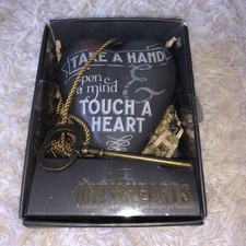 Studio By DEMDACO  Art Hearts