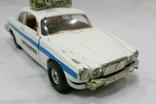 Corgi Coastguard Jaguar XJ12C model car  (KST)