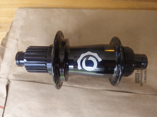 Industry nine hydra rear - rear, hub