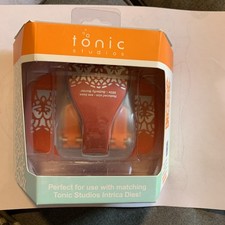 Tonic Studios 682e Butterfly