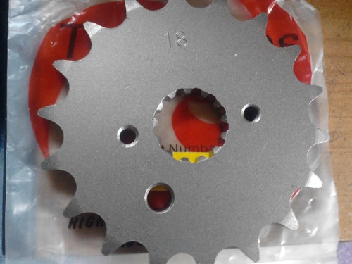 Front sprocket 18t fits suzuki - 18t,