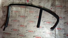 2003 2006 BMW 320i E46 Window Guide Seal rear right 8222414