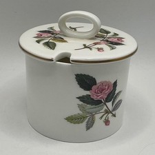 WEDGWOOD BONE CHINA HATHAWAY ROSE COVERED SUGAR BOWL / PRESERVE POT