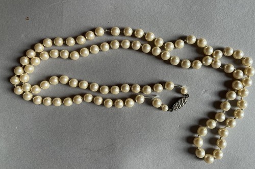 Vintage pearl necklace 42cm