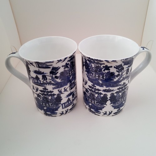Pair blue willow - pair,