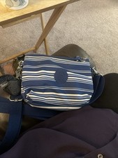 Kipling Small Crossbody hand