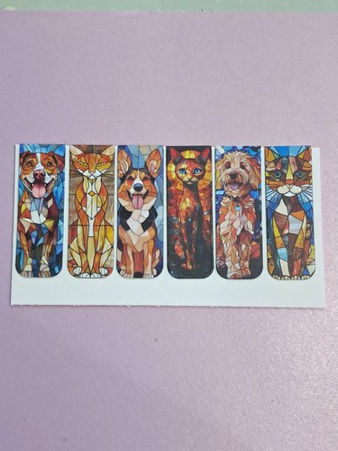 Set magnetic bookmarks - of, 6