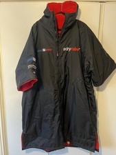 Dryrobe Advance Black/Red