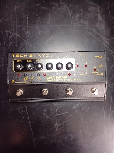 Tech21 effects pedal - effects,