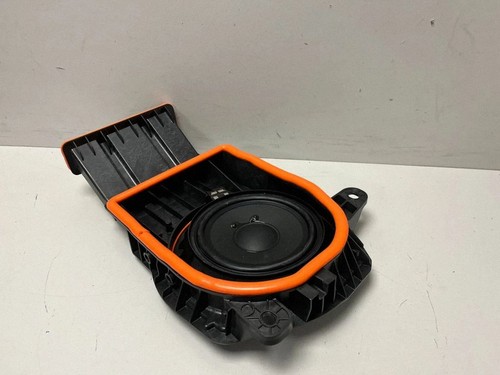 Bmw u11 2023 subwoofer - u11,