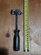 ?Windscreen Windshield Locking Strip Removal Tool Classic Car Van Bus Lorry 