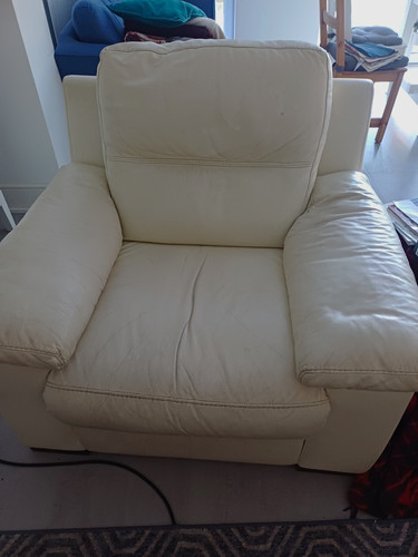 White leather seater - white,
