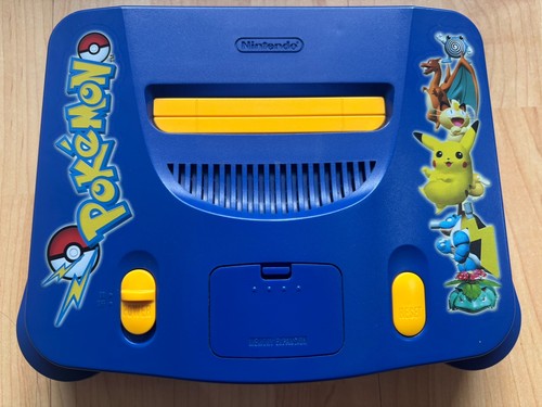 Pokemon stadium pikachu - /,