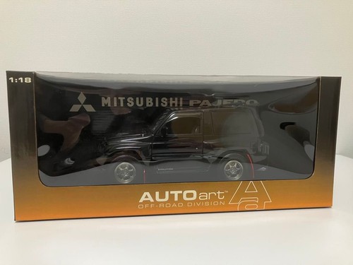 Autoart mitsubishi pajero - 1/18,