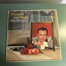 JIM REEVES MOONLIGHT AND ROSES