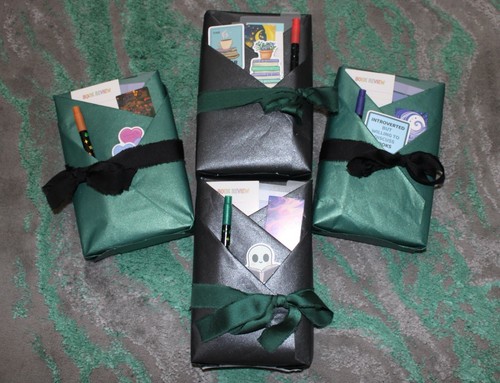 Blind date with book - date,