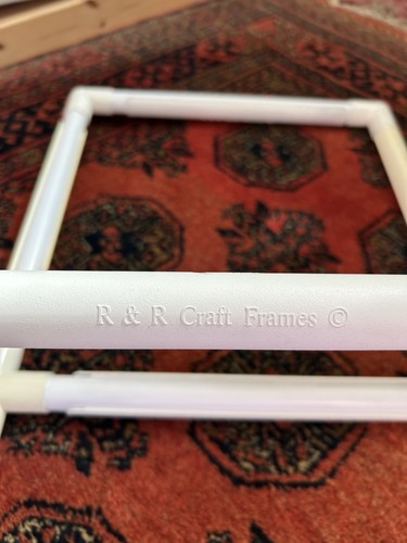 Crafts cross stitch - -,