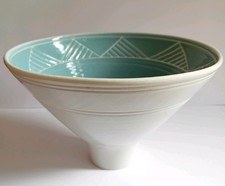 Beautiful Colin Gerard Studio Pottery Porcelain Footed Bowl c1980