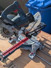 Bosch GCM 305-216 D Sliding